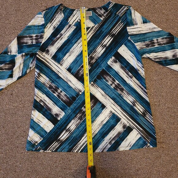 JM Collection, Large, lightweight top - Picture 8 of 11